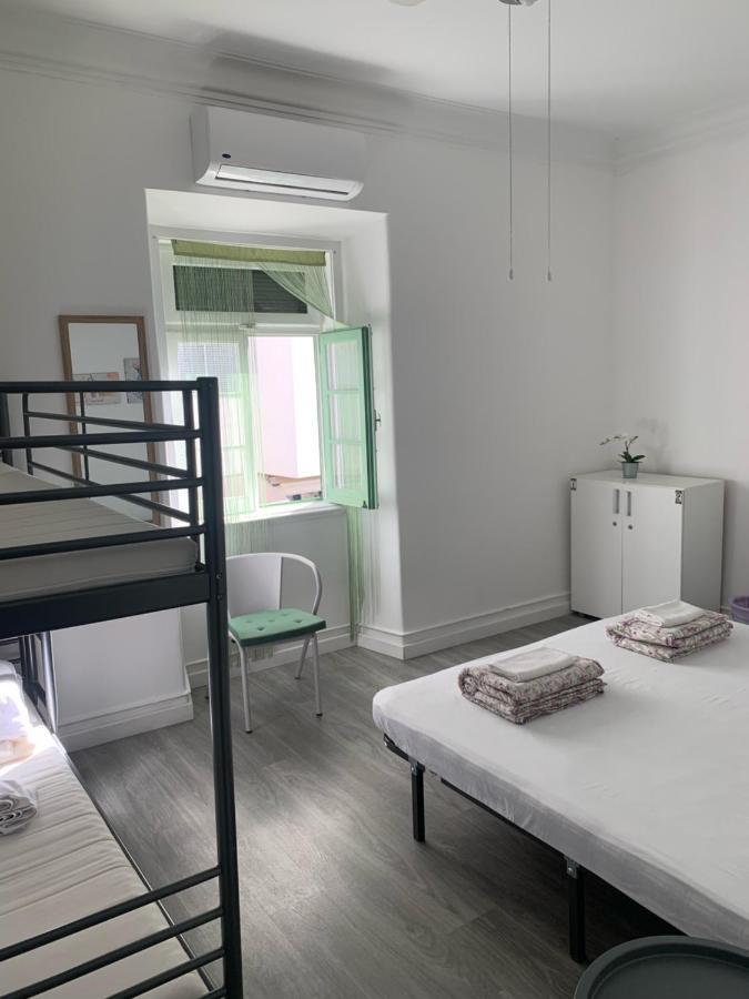 Aloha Hostel Portimao Exterior photo