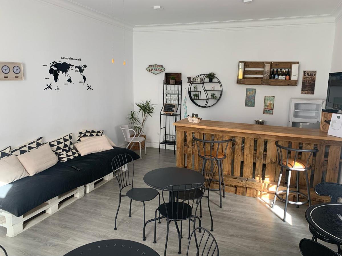Aloha Hostel Portimao Exterior photo
